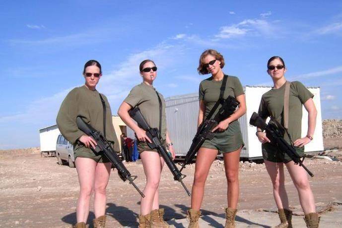 美国女兵的"意外怀孕率",为何居世界首位?原因残酷又无奈