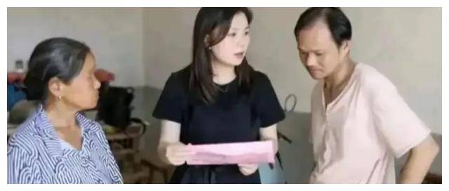 江西万年县16岁上班县长连夜删简历, 大量女领导照片流出, 好看!