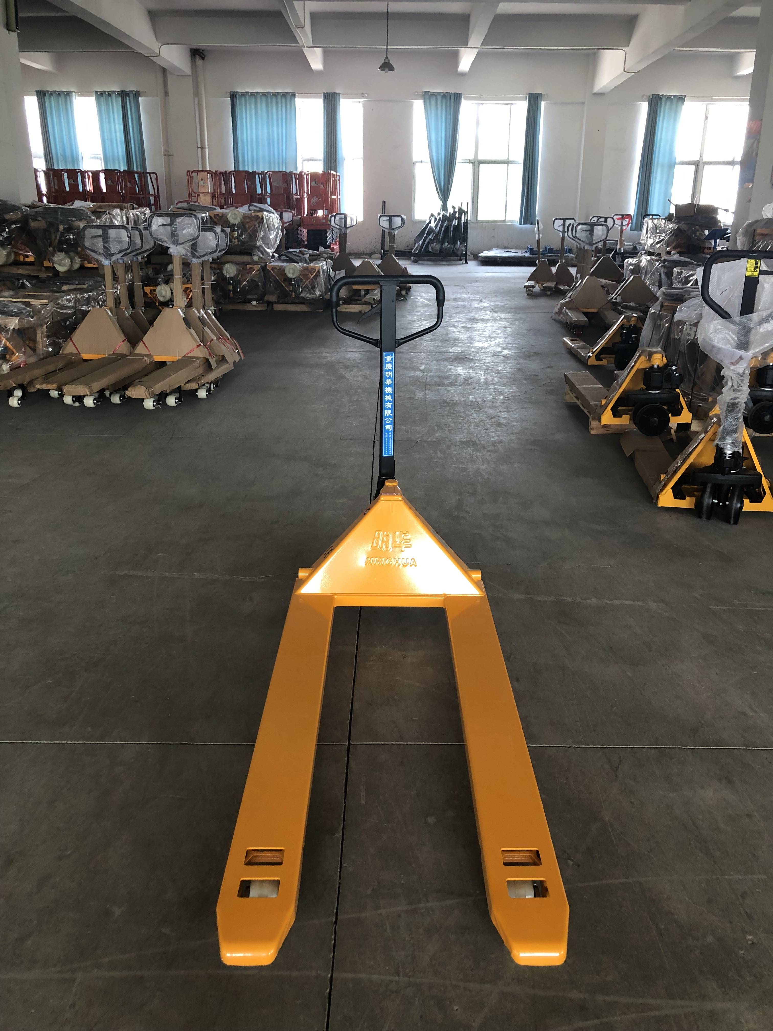 c型手动搬运车加长版拓宽搬运边界提升物流效率