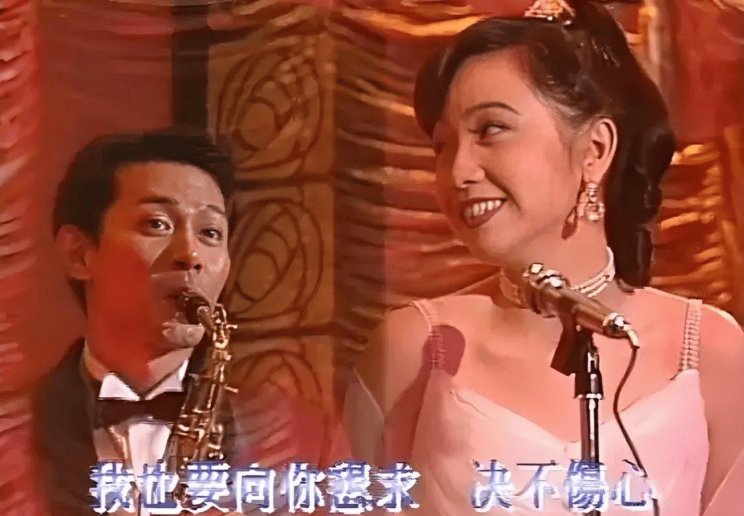 蓝凤萍,洪莲茜,金露露四个来自不同背景的女孩,在丽花皇宫中所经历的