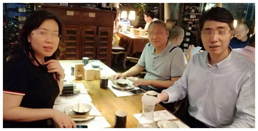 对康丽也依旧有感情,表示只要康丽愿意同李勇离婚,接下来的麻烦他会