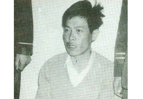 悍匪于根柱,作案手段令人胆寒,以仁义著称,被捕后却出卖所有人