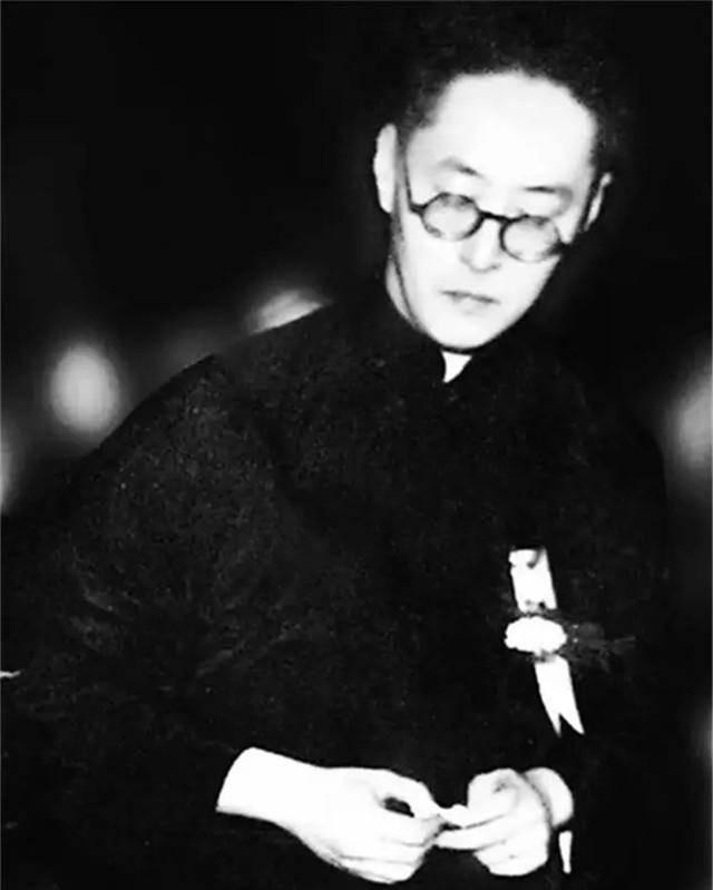 张茂渊:不懂英文就敢远赴重洋,苦等初恋50年,78岁终进婚姻殿堂