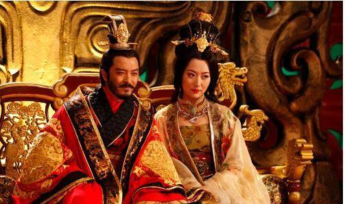 隋文帝病重卧床之际,竟误接到太子杨广给宰相杨素的一封信,信中向杨素