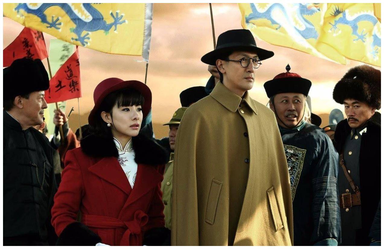 婉容:中国最后的皇后,抽鸦片,出轨,压抑20年,死后被扔臭水沟_溥仪