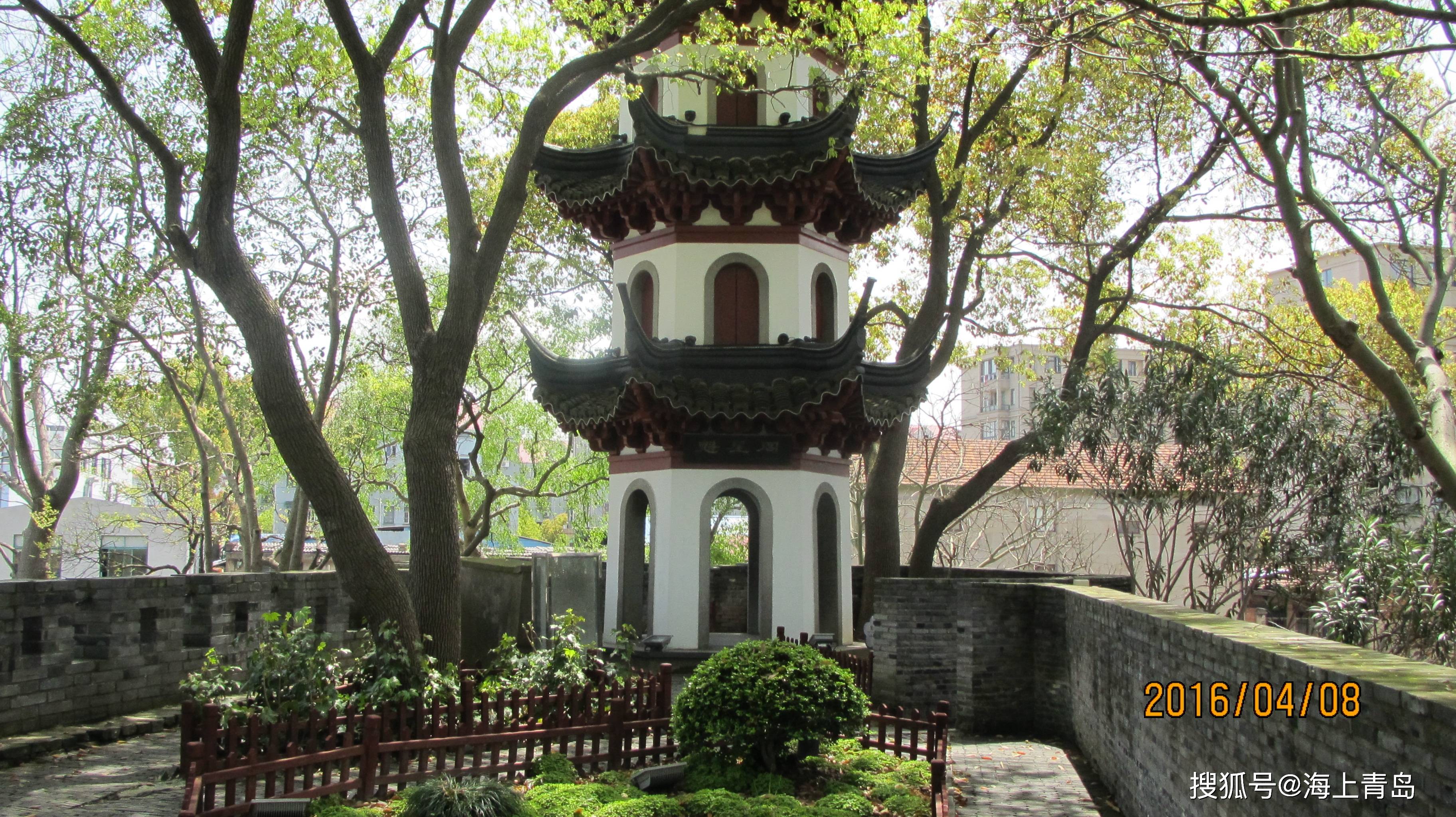 川沙百年名校—观澜小学鹤鸣楼鹤鸣楼为二十世纪八十年代末由川沙县