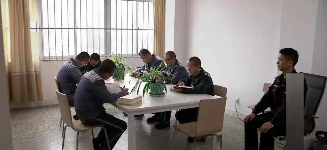 2017年男子监狱服刑,因一个梦怀疑自己身世,凭"梦"找到亲生父母