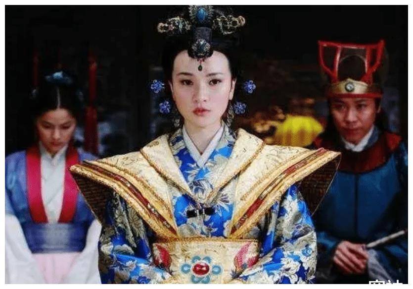 元顺帝想临幸大皇后伯颜忽都,结果被三次拒绝,迟来的深情比草贱