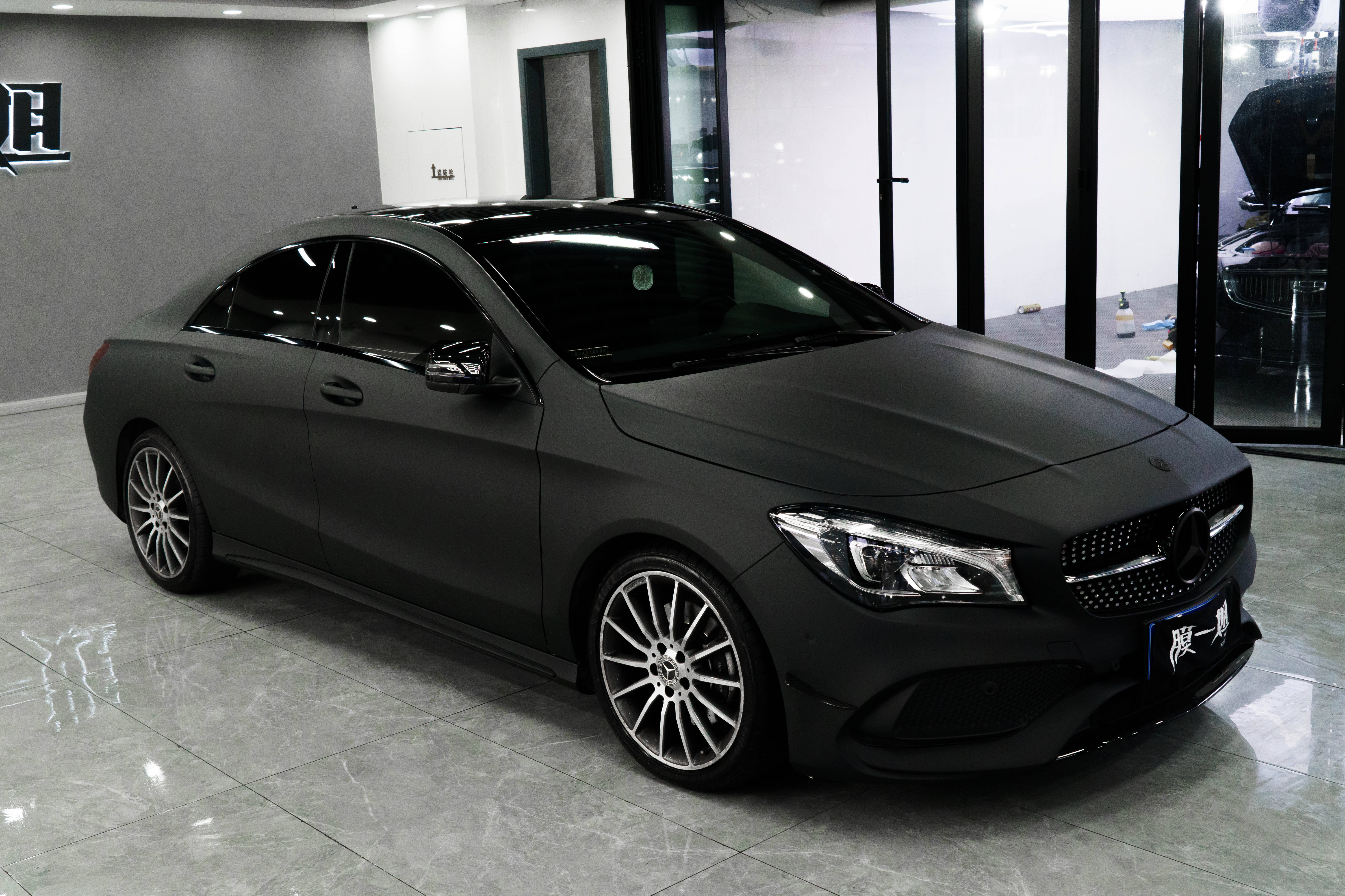 奔驰cla200改色黑武士低调内敛的力量感