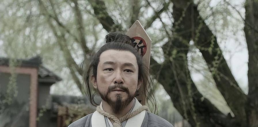 《大明风华》于谦剧照清代诗人袁牧写有:江山也要伟人扶,神化丹青即