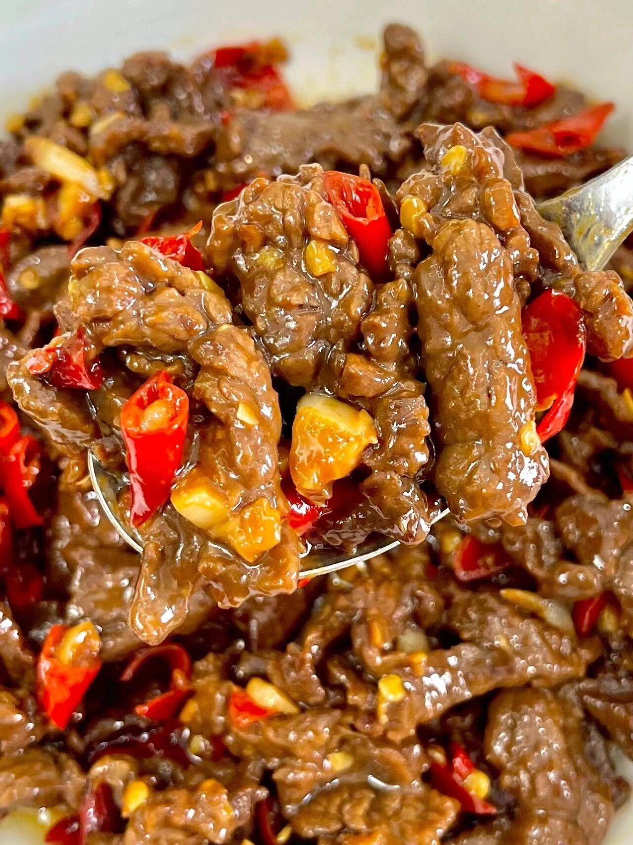 小炒碎牛肉怎么做才能让家人满意?