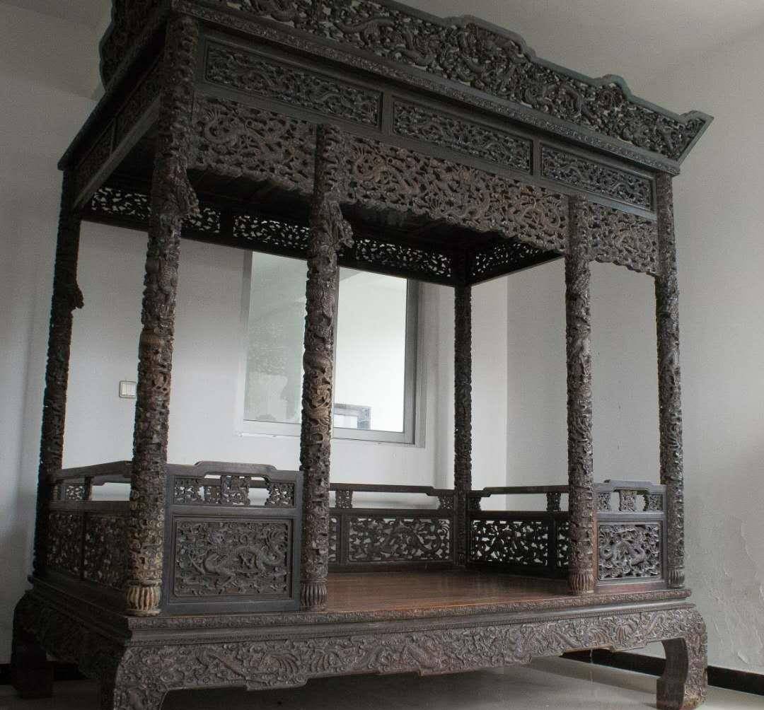 3吨重清宫"龙床"现身莆田,专家提议上交,收藏家:先出五个亿