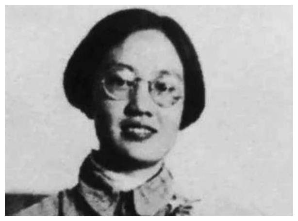 左权的夫人刘志兰有多美,她被叫做"领袖夫人中的头号美女"!