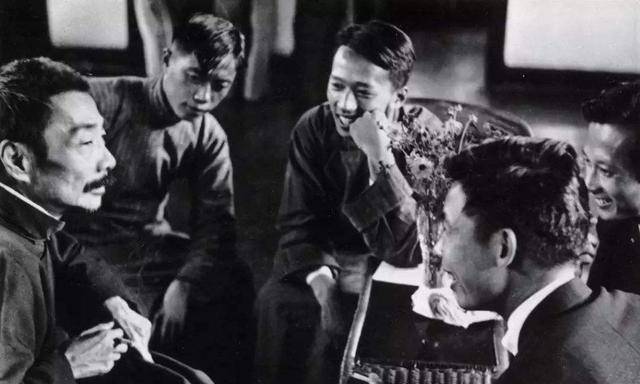 老蒋为何不敢暗杀鲁迅?除了鲁迅的名气,还有一个原因很重要