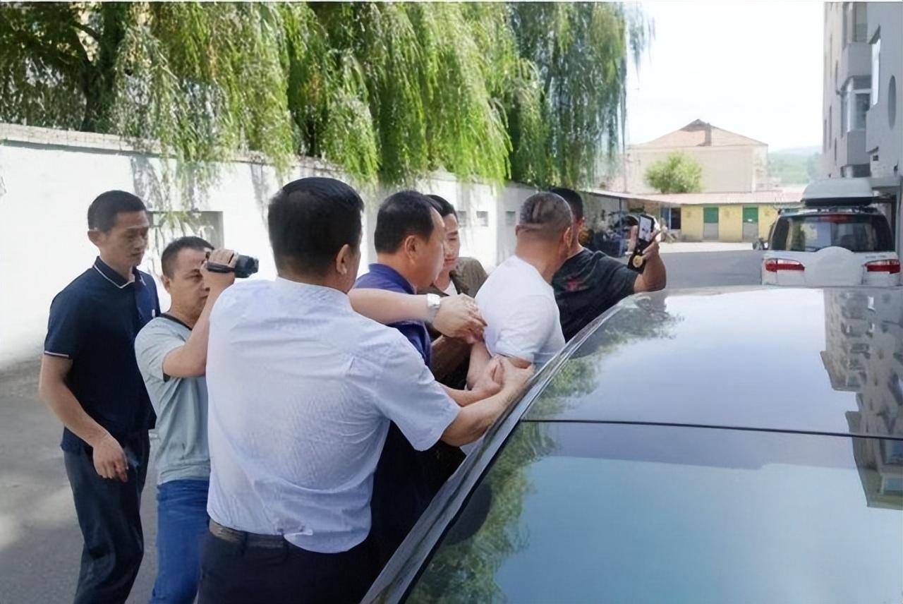 女尸,15年后真凶被捕吐脏话,直到民警说了句话_张晓慧_抚松镇_大雪