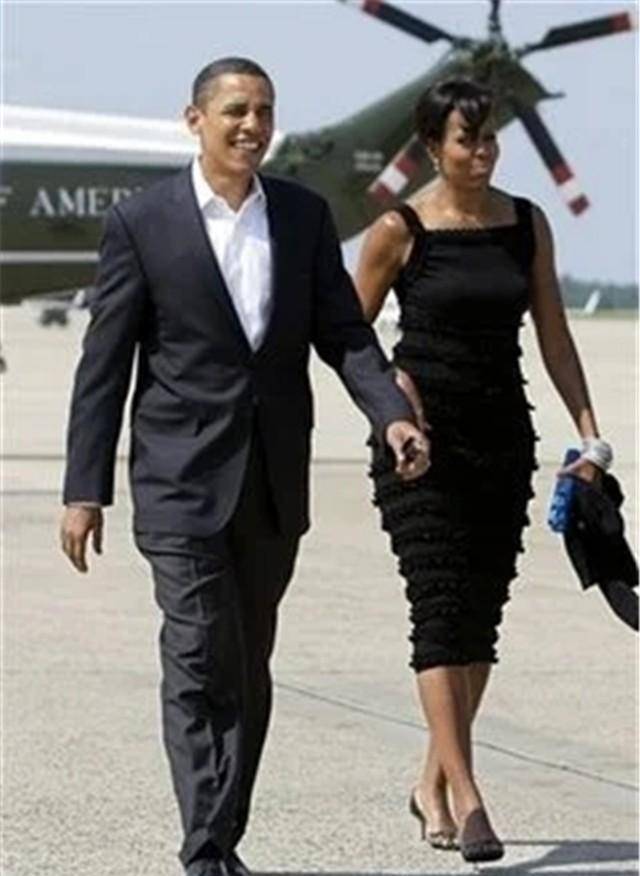 米歇尔说那是她第一次感到自己在这段婚姻中实在是牺牲巨大.