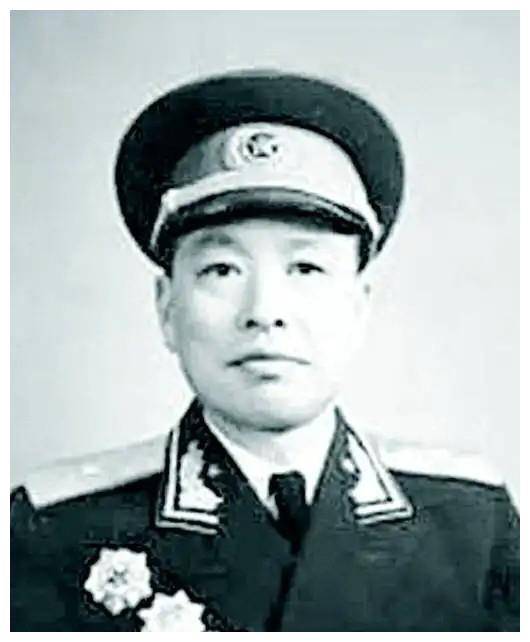 1931年12月,河北人季振同,董振堂和赵博生带领西北军26路军1.