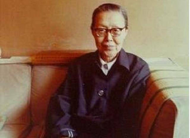 张爱玲姑姑张茂渊:初恋结婚后,她为爱苦等50年,79岁与初恋成婚