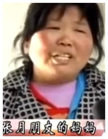 此时医生从手术室内走出,率先告诉张月发小的父母:她