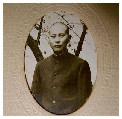 进攻井冈山的"两只羊",建国后都被判刑,刑满释放得善终_杨如轩_杨池生