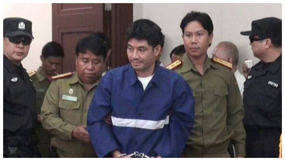 杀害13名中国人的缅甸毒贩,2013年被判刑时丑态百出,吓到尿裤子