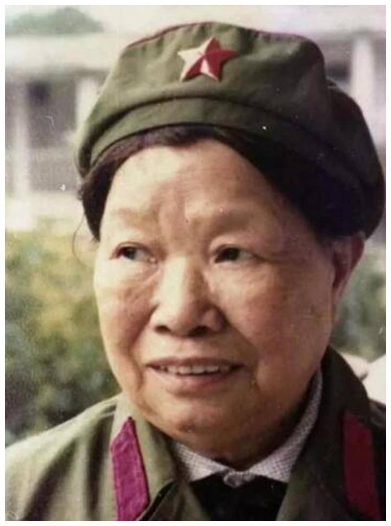 肖月华_博古_共产国际