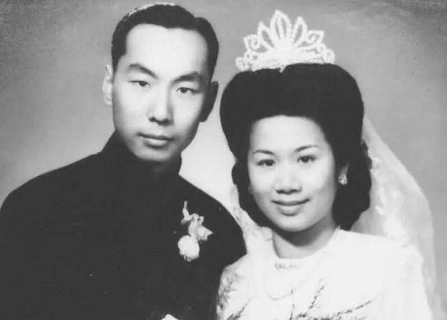 胡兰成:1生经历过8个女人,最少有1个得了精神病,不是张爱玲