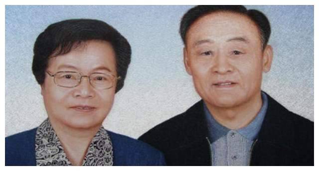 一生低调的开国元帅夫人,她的女儿是首位女中将,女婿是上将_张瑞华