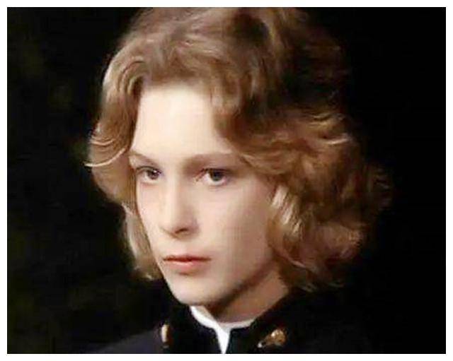 伯恩·安德森_奇奥_维斯康蒂