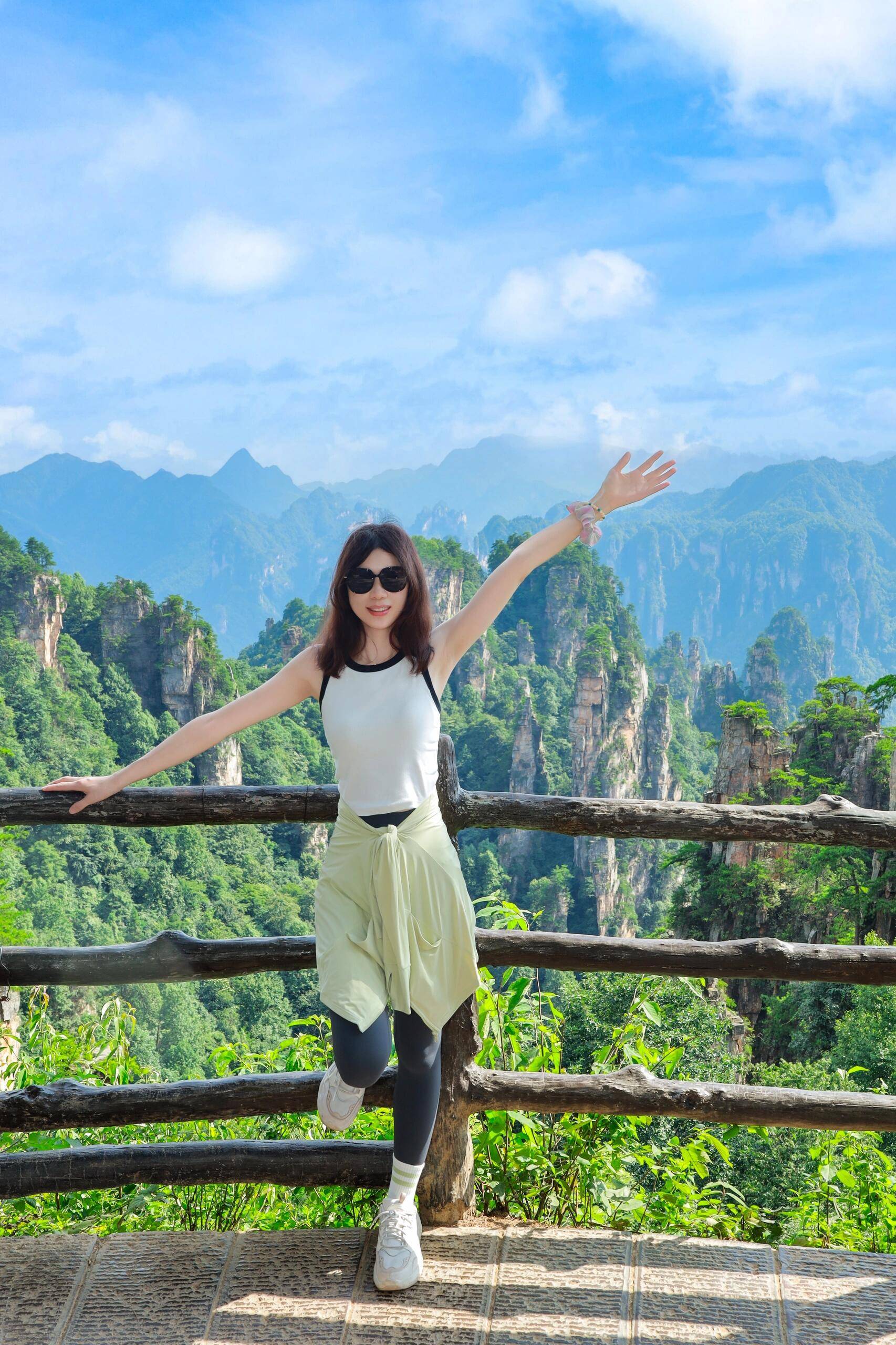 注意事项如果想了解详细细节可以免费咨询 :张家界小悦:186 7444 7058