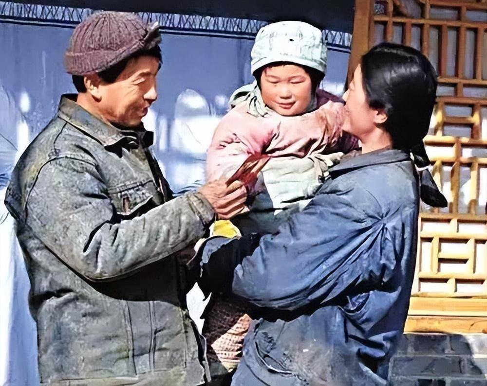 携350万与妻子隐居深山,11年后落魄出山_王青松_张梅_生活