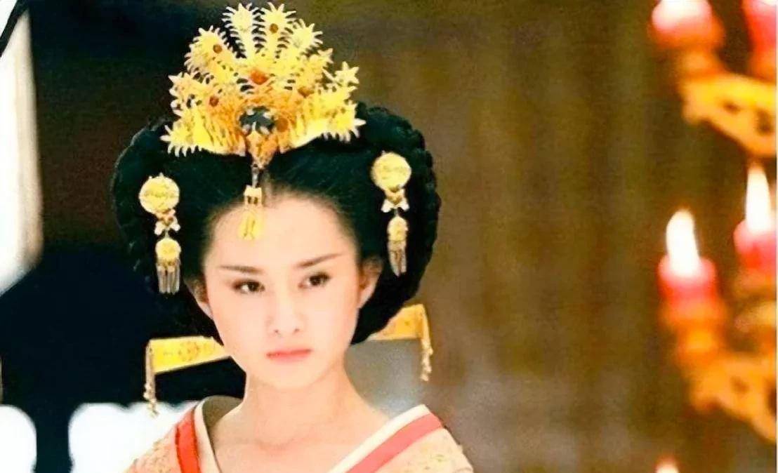 彭城公主剧照彭城公主是北魏有名的大美人,冯润的弟弟冯夙对其早已