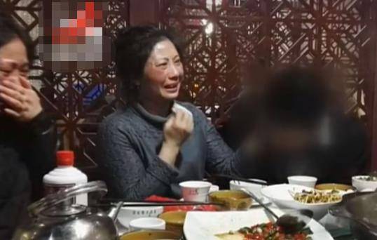 贵州都匀:3岁男孩被拐父亲跳楼,母亲25年后发现,儿子就在身边
