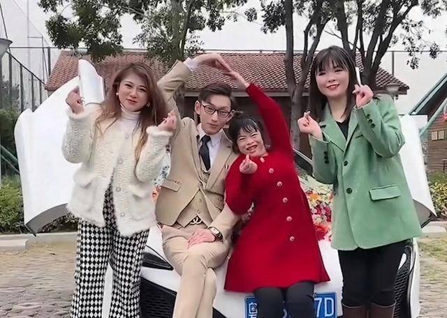 回顾四川琼姐到处流浪的智障女嫁入豪门,是一场骗局还是咸鱼翻身