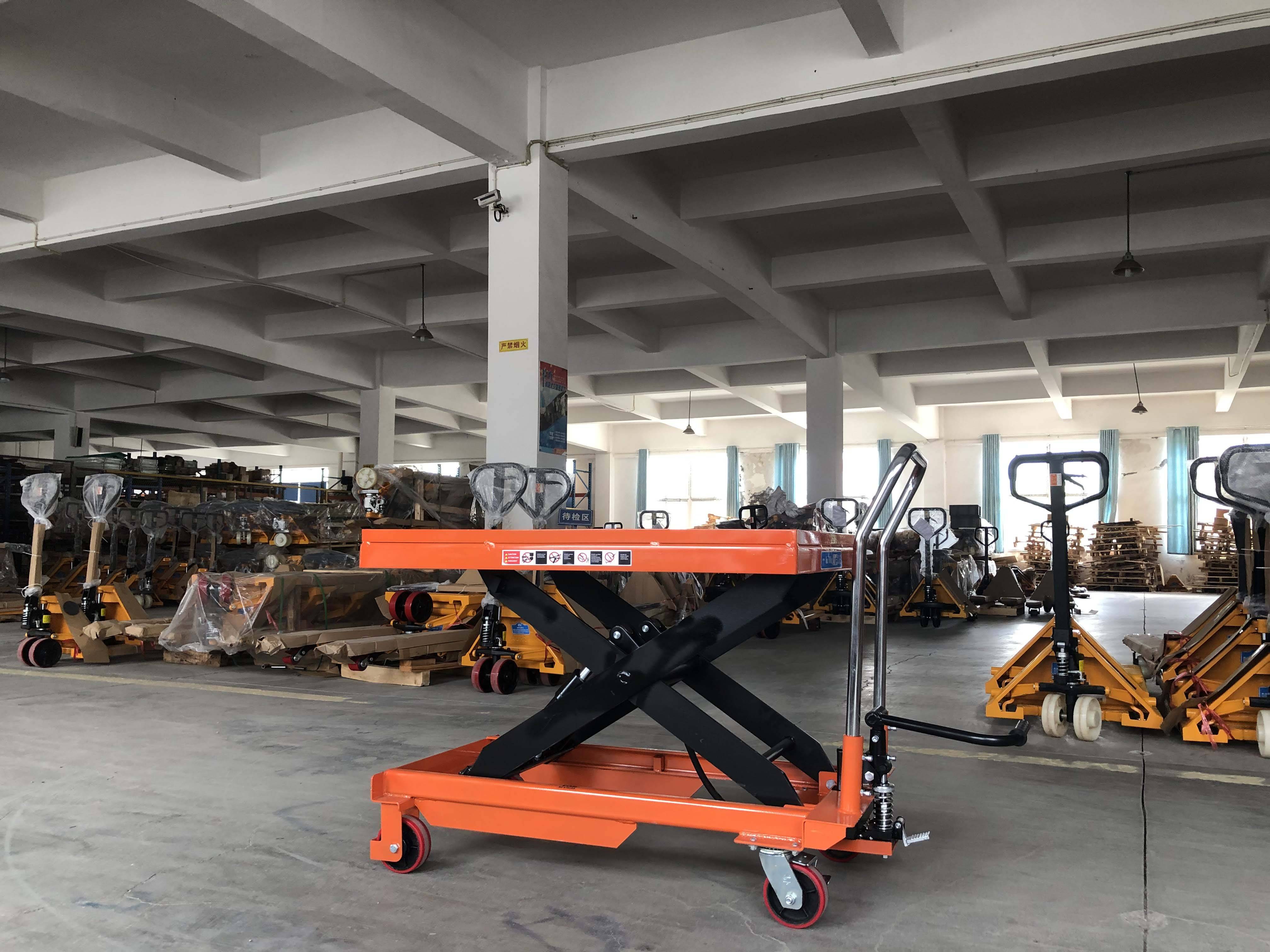 升降平台车现代工业与物流的高效助手