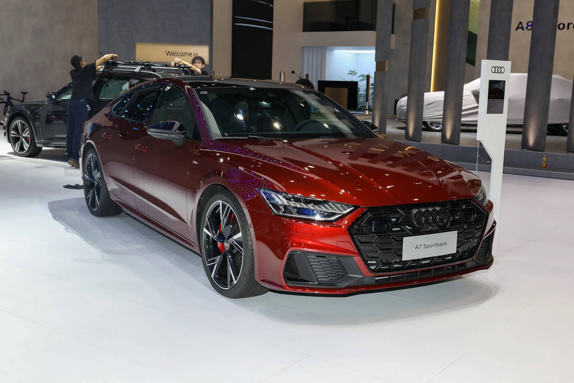 据悉,2025款奥迪a7 sportback的外观及内饰设计没有明显改动痕迹,长宽