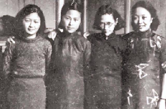 陆英:嫁妆排满十条街,生下9个孩子,死前看透丈夫,留一句预言