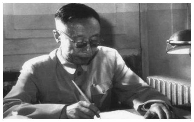 1962年，毛主席宴请溥仪吃饭，席间突然问道：传国玉玺去哪里了？_紫禁城_傅仪_皇权