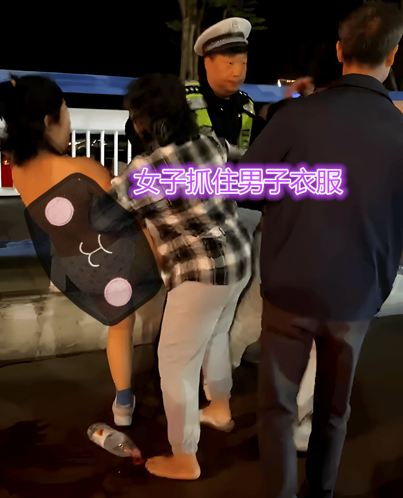 广西:路怒症女司机和一对情侣起冲突,咬掉别人一块肉