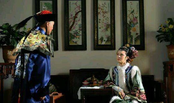 甄嬛传里温太医和曹贵人竟曾是恋人,但是甄嬛传对戏不多,曹贵人心机也