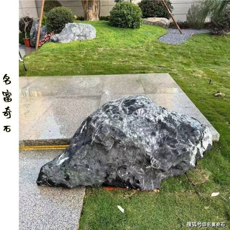 青海黑山石点缀植物图片 青海黑山石鱼池景观 青海黑山石质地如何