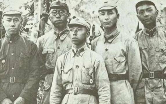 想来想去,刘桂兰就想到了罗荣桓.