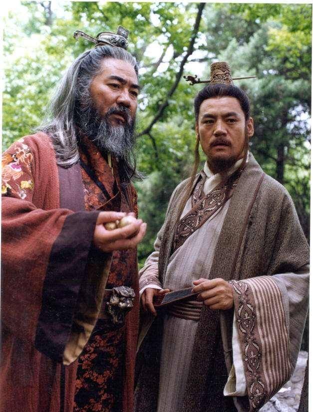 林平之的外公金刀王元霸威震洛阳,为什么不替自己女儿女婿报仇?