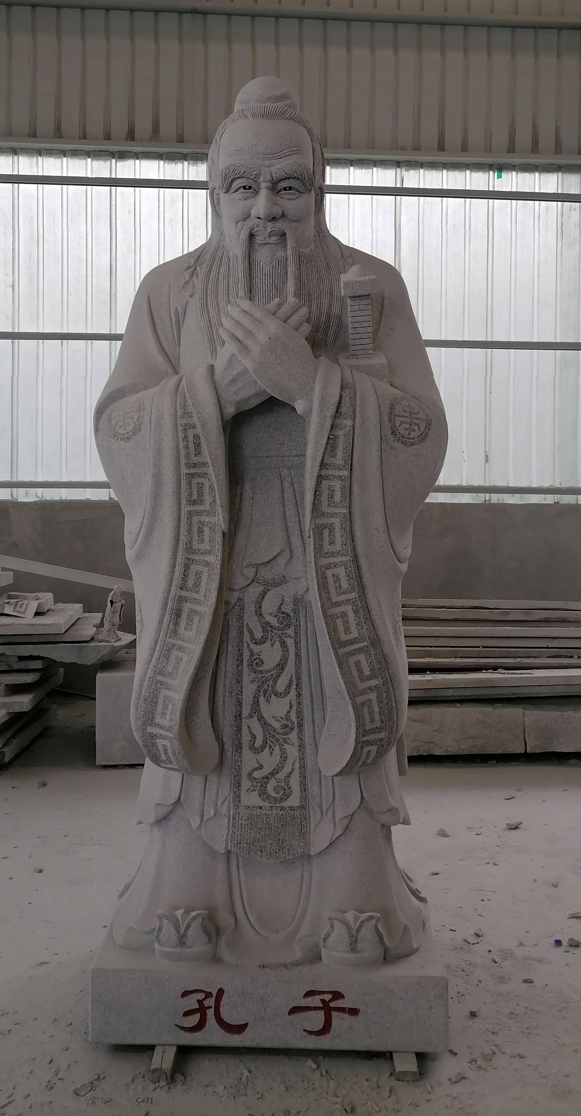 校园石雕孔子像的最佳摆放位置有哪些?