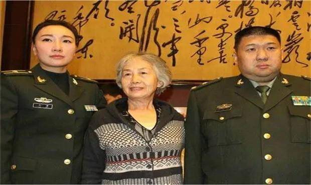 刘滨:嫁毛主席唯一嫡孙,如今儿女双全,儿子神似毛主席_毛新宇_家庭_生活