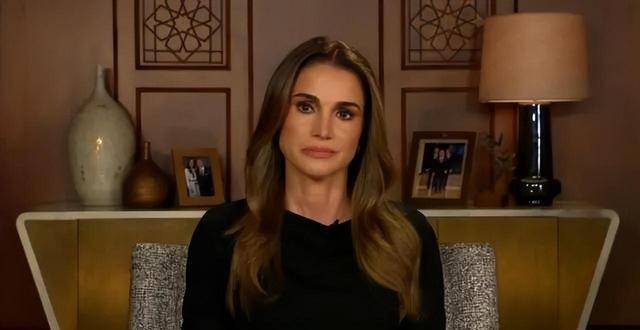 难民少女,29岁逆袭为阿拉伯世界最美王后_拉尼娅_阿卜杜拉_西方