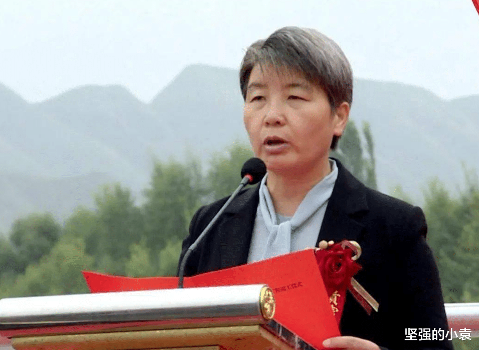 她是现任武威市市长,曾获得"全国优秀县委书记"称号,未来可期