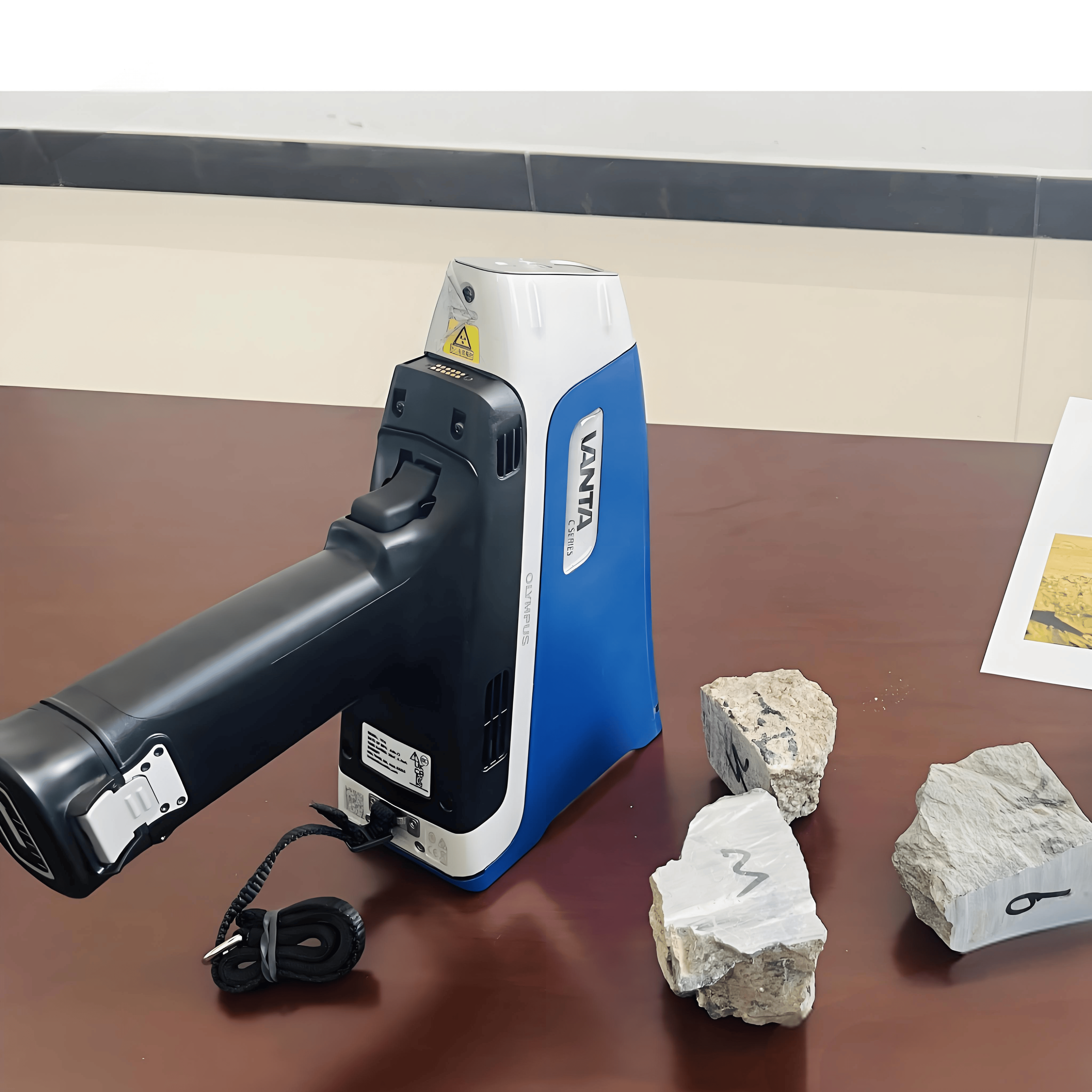 手持式矿石检测设备 手持矿石检测仪