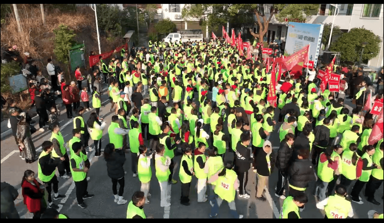 ��ɽ�ؿ�����2025���׽���ܻʢ����У�������������»���