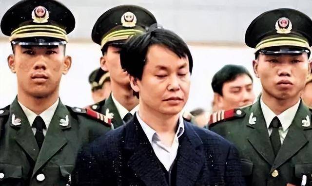 张子强:抢得1.6亿后,却获800万赔偿,8年内敲诈富豪16亿